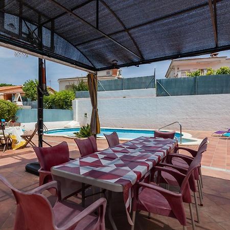 Villa Lilia Vilanova i la Geltrú Esterno foto