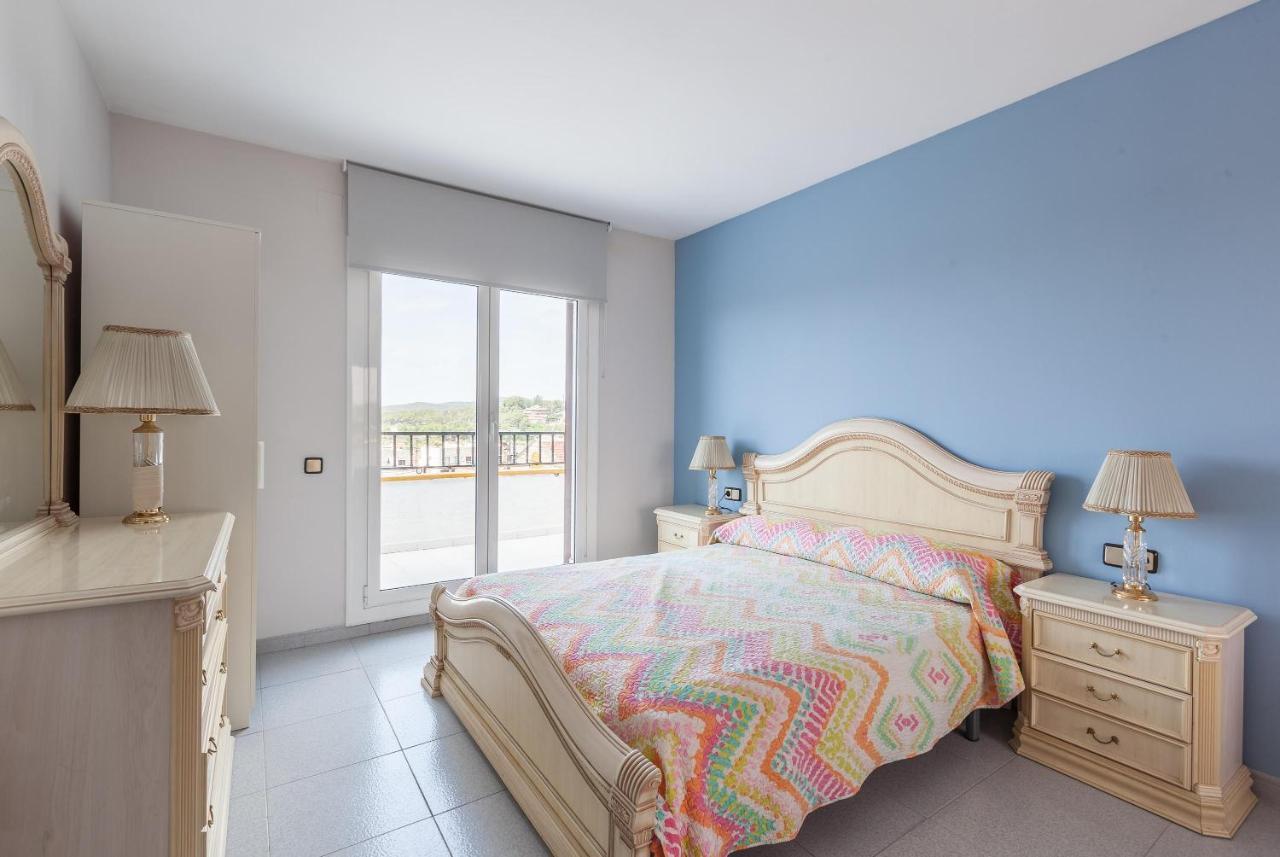 Villa Lilia Vilanova i la Geltrú Esterno foto