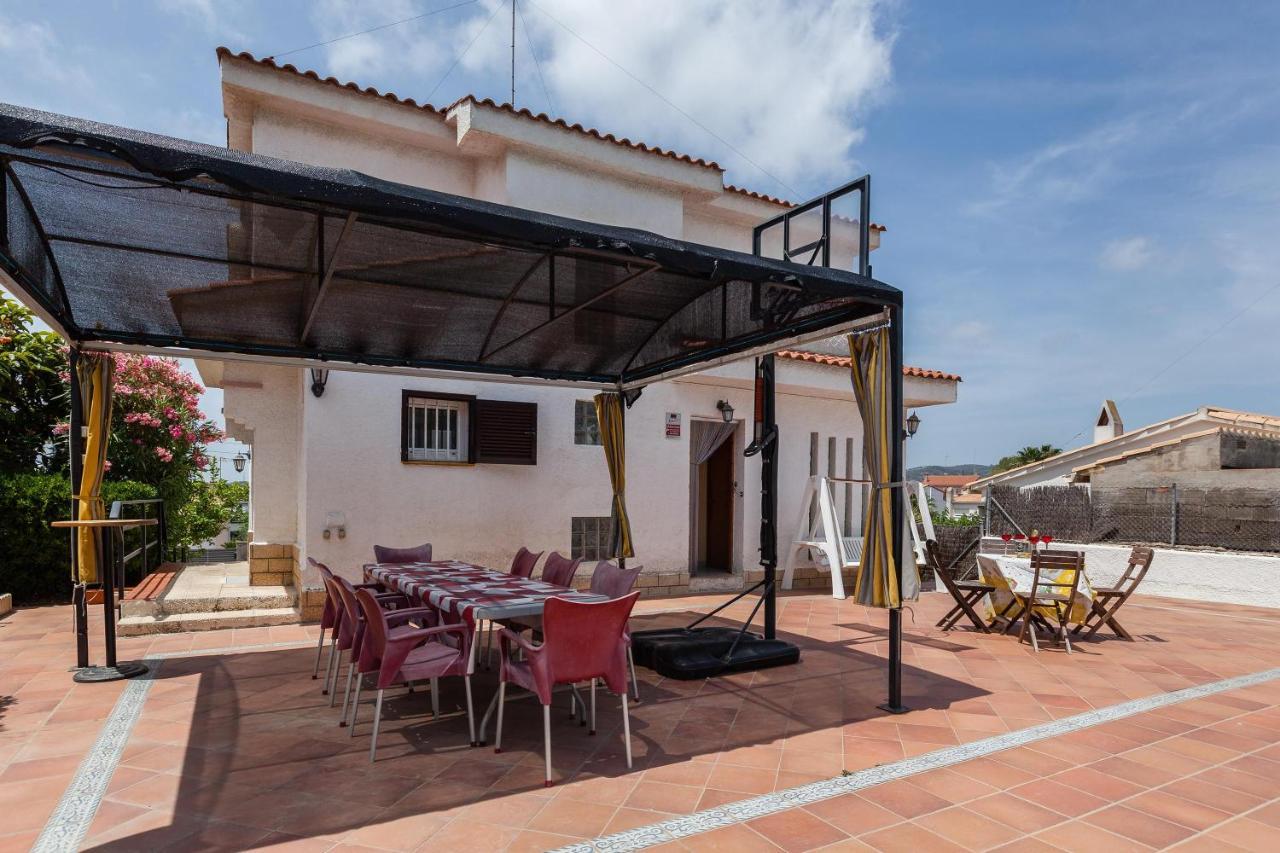 Villa Lilia Vilanova i la Geltrú Esterno foto